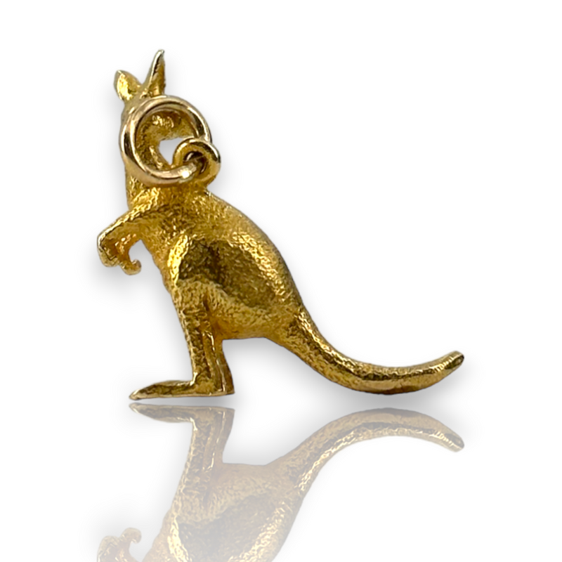 Textured Animal Kangaroo 9KT Yellow Gold Charm Pendant