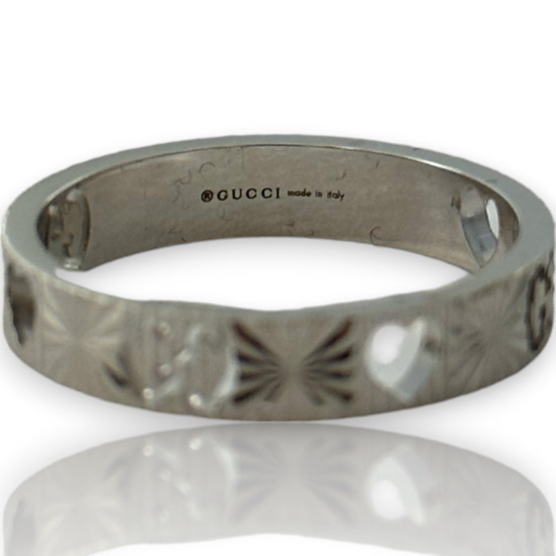 GUCCI Icon Collection Cutout GG Icon Heart Ring with Starburst Cutting Pattern 4mm Width Size 8 Made in Italy Solid 18kt White Gold