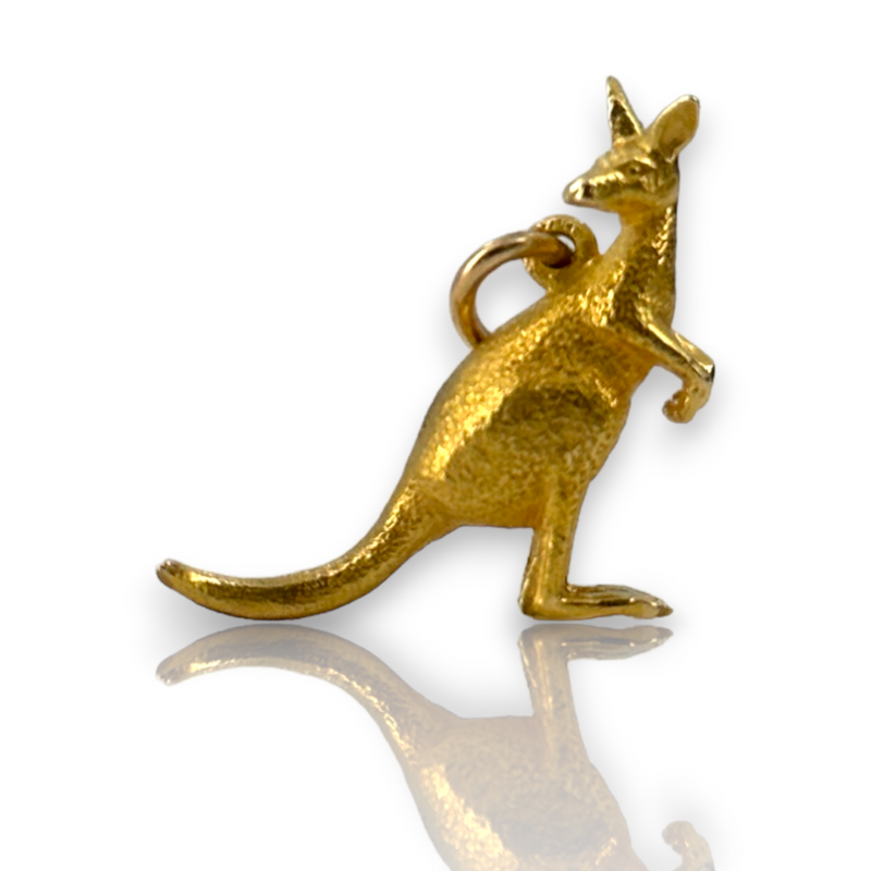 Textured Animal Kangaroo 9KT Yellow Gold Charm Pendant