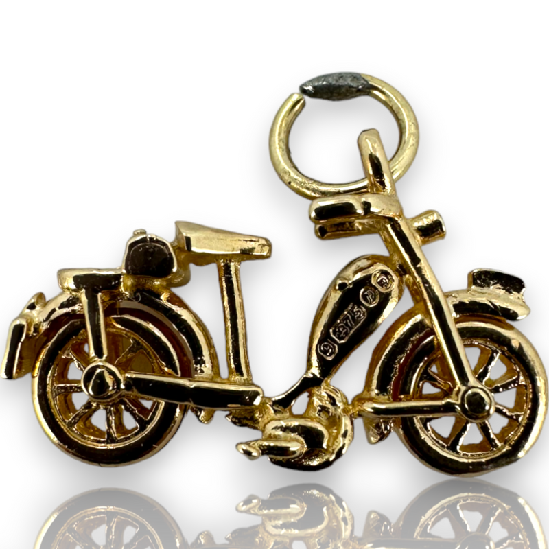 Vintage Motorbike Motorcycle Movable Wheels 9KT 375 Yellow Gold Charm Pendant