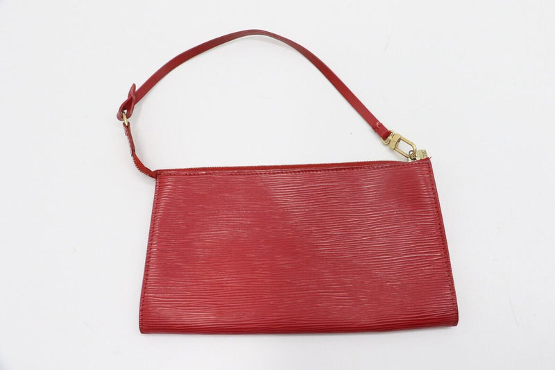 Louis Vuitton Epi Leather Red Pochette AR1004